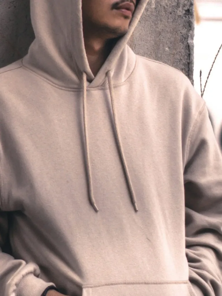Oversized džemperis su gobtuvu „Habit“ – detalė